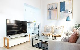 Tinto Townhouse By Olala Homes
